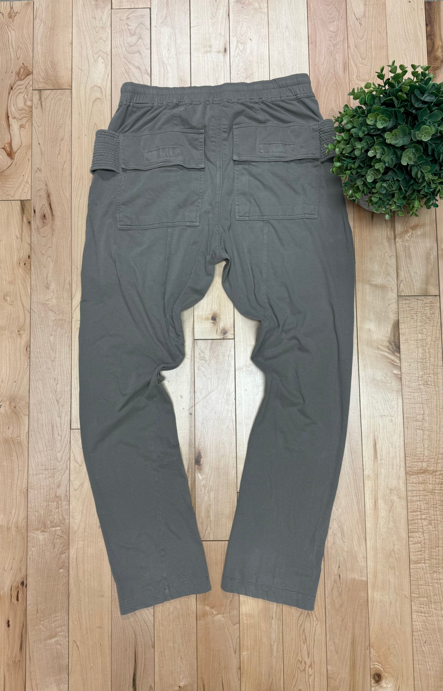 SS2021 Rick Owens ‘Dust’ Creatch Cargo Pants