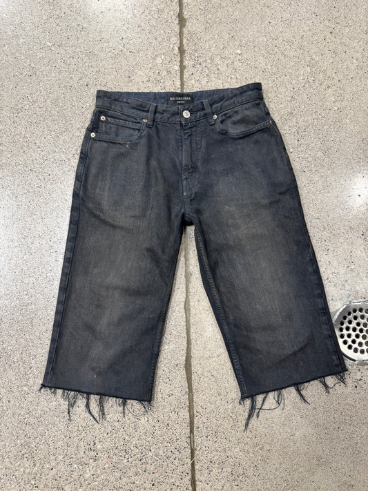SS2023 Balenciaga ‘Mudshow’ Over-Knee Length Cutoff Denim Shorts