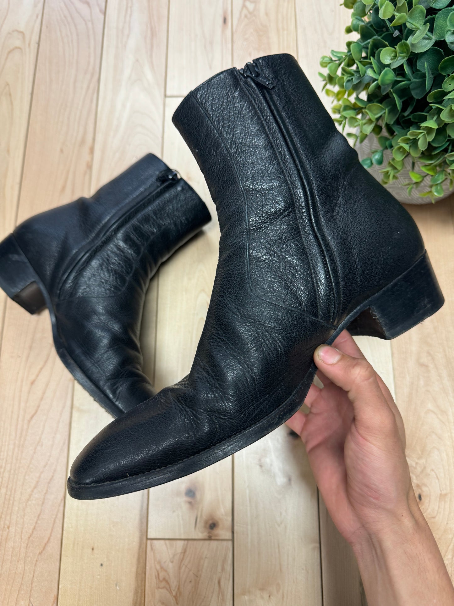 Saint Laurent ‘Wyatt’ Black Leather Boots