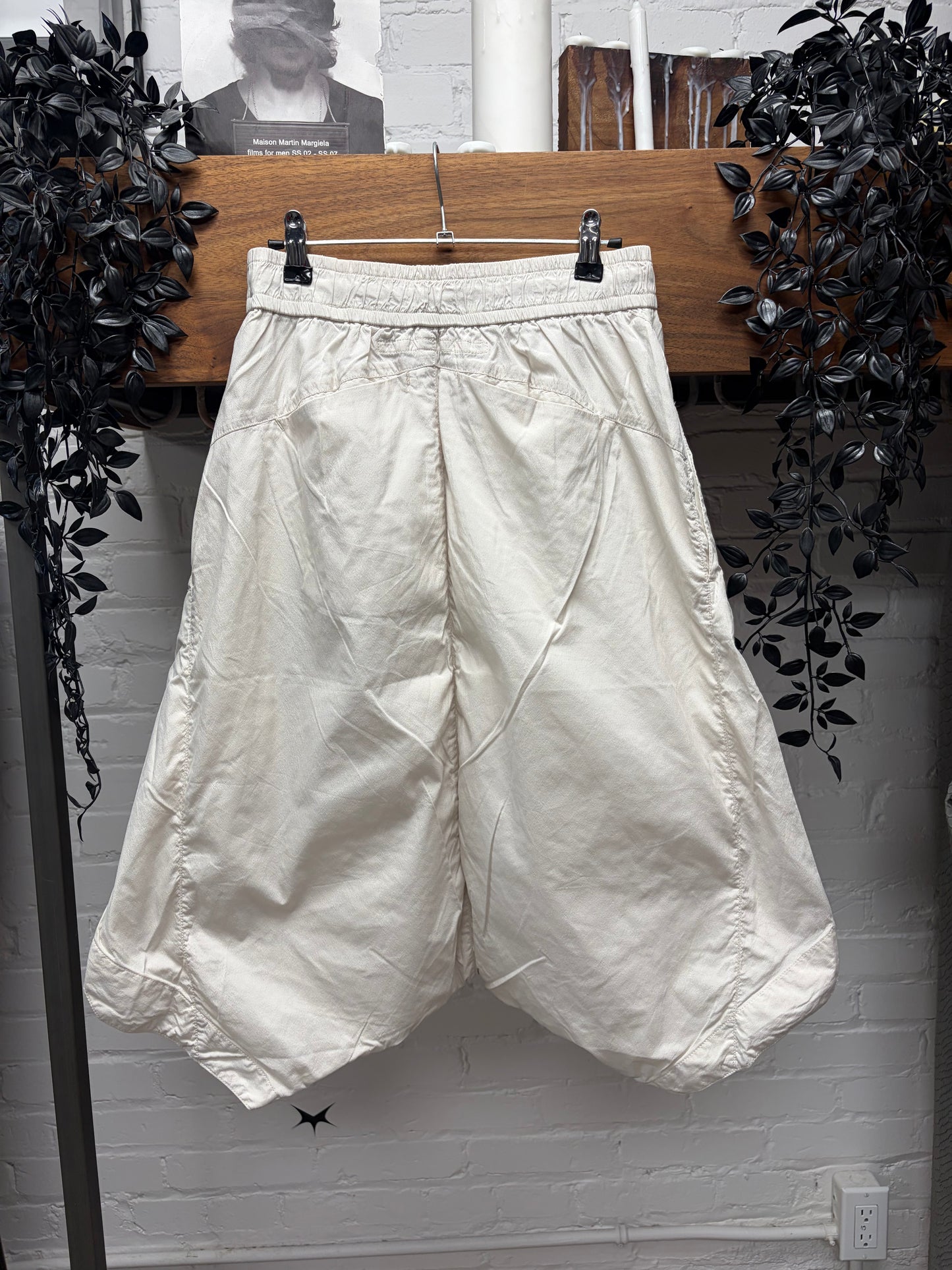 SS2019 Julius Cream White Nylon Lightweight ‘Pod’ Drop Crotch Shorts
