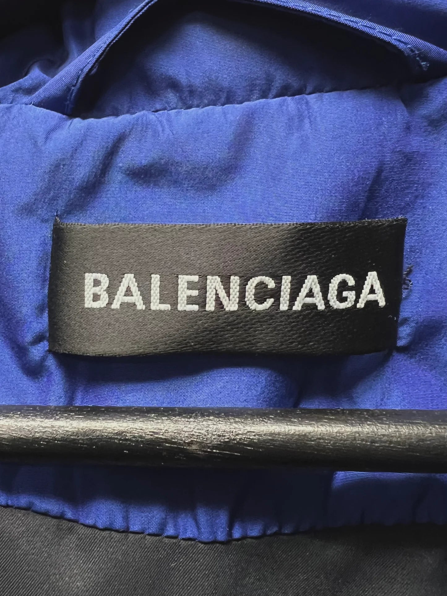 AW2019 Balenciaga ‘C-Shape’ Puffer Jacket
