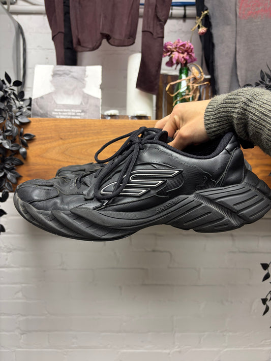Balenciaga ‘Monday’ Black Leather Low Top Sneakers