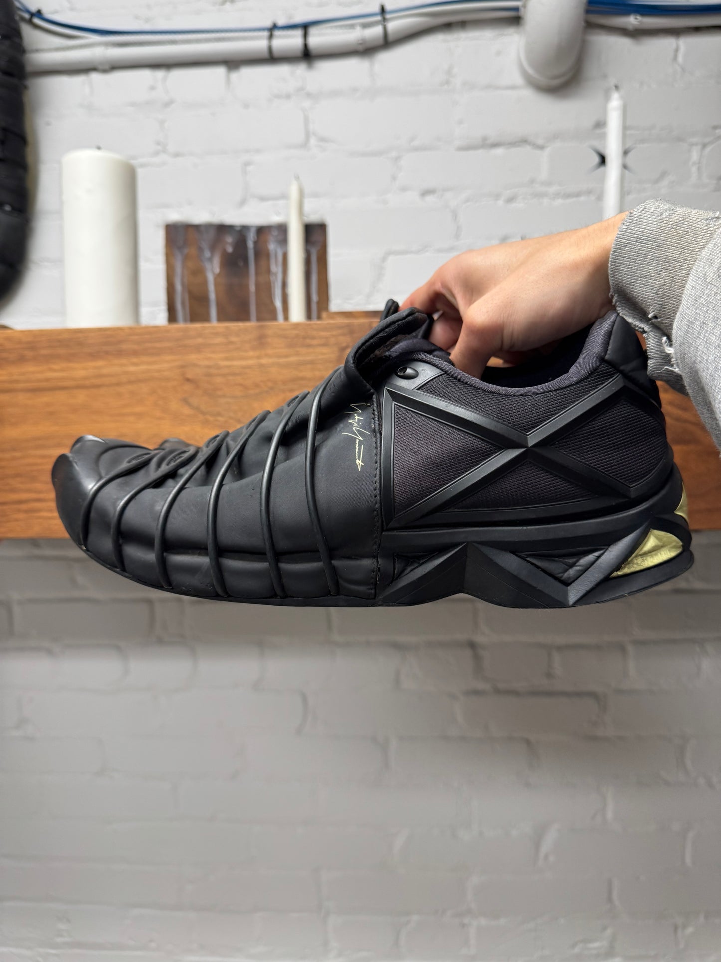 2001 Yohji Yamamoto x Adidas ‘Tenet’ Low Top Sneakers