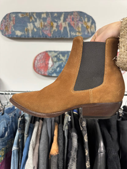 Saint Laurent ‘Lukas’ Brown Suede Cuban Heel Boots