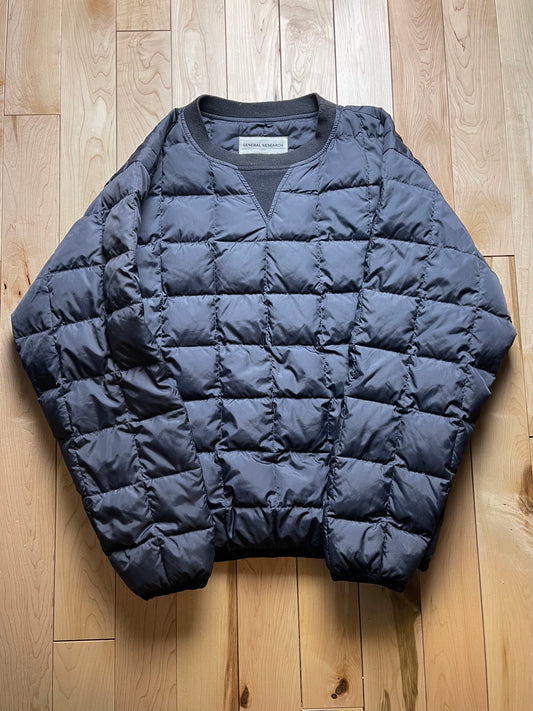 1999 General Research Style 557 Down Filled Puffer Sweatshirt