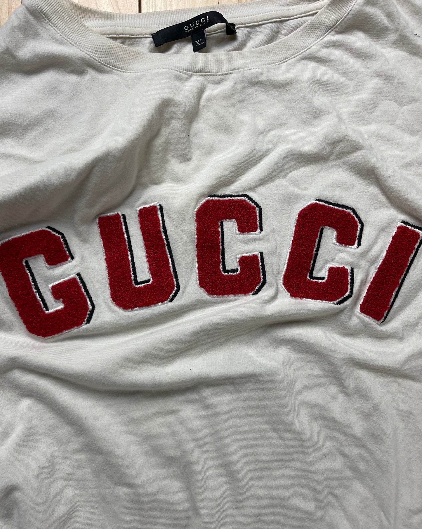 2007 Gucci Chenille Logo White/Red Graphic T-Shirt