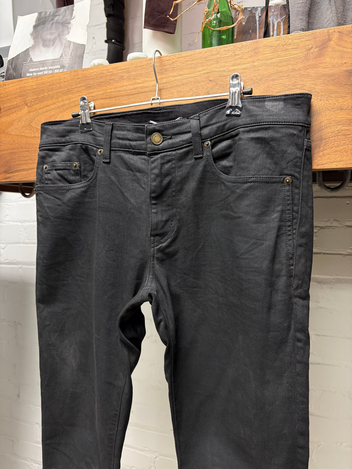 2020 Saint Laurent ‘D02’ Classic Black Skinny Jeans