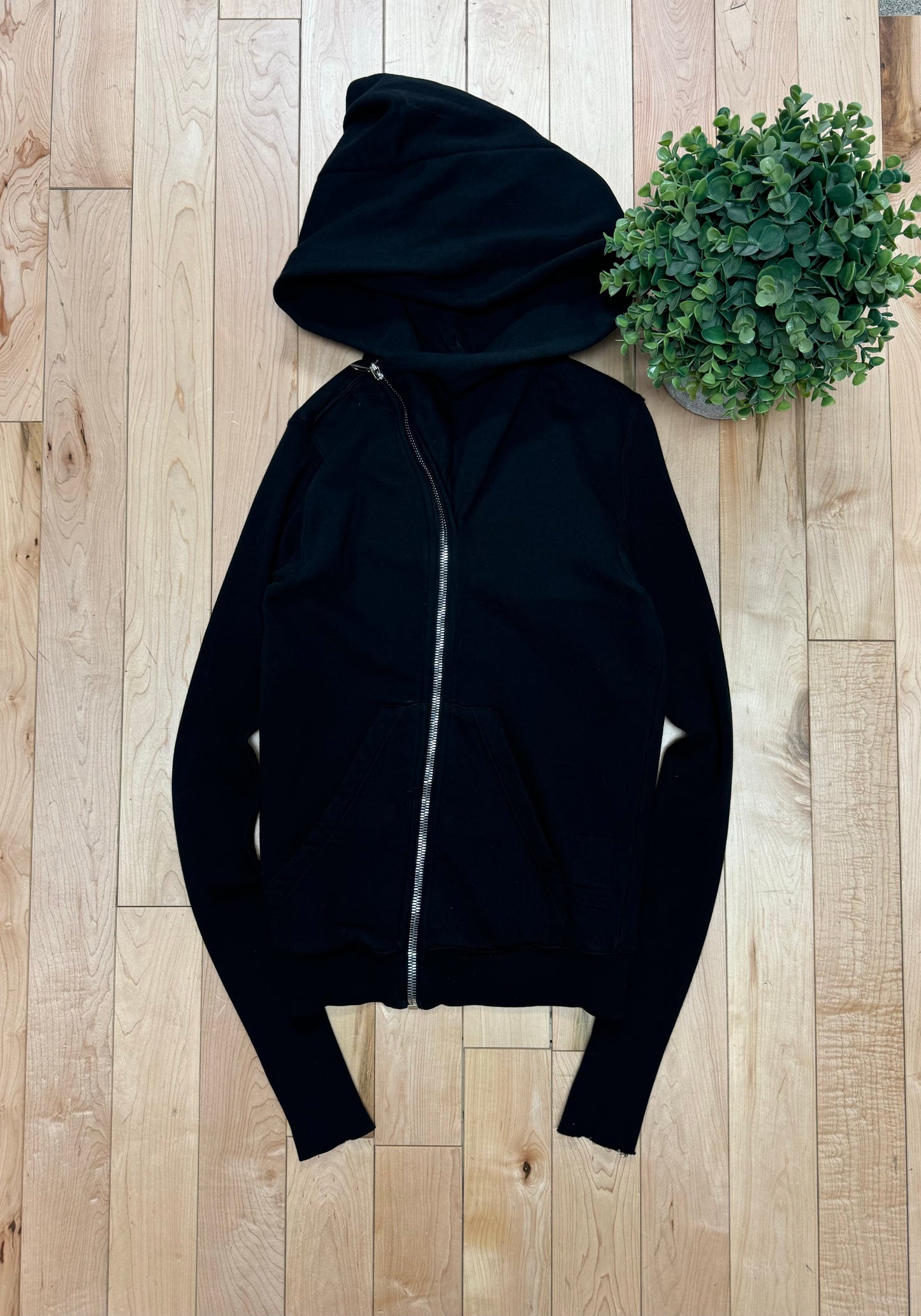 AW2017 Rick Owens ‘Mountain’ Side Zip Black Hoodie