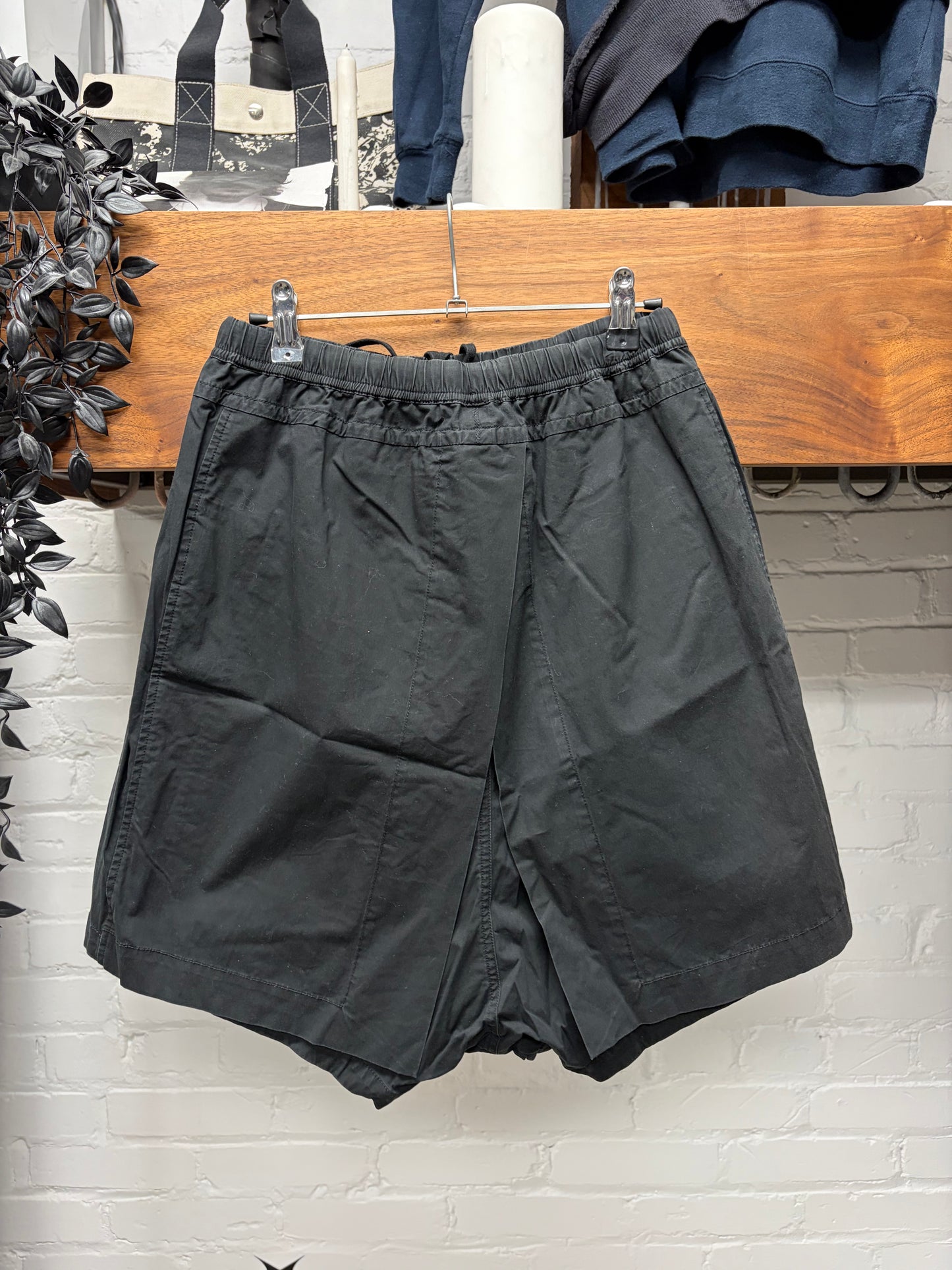 SS2017 Julius Layered Black Skirted Cotton Shorts