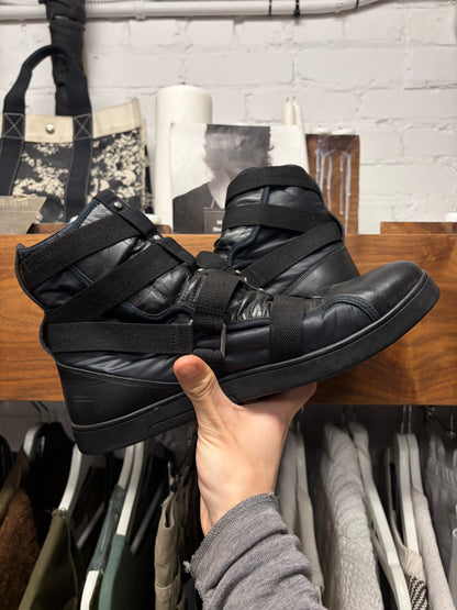 SS2010 Gucci by Frida Giannini ‘Buckle Closure’ Strapped High Top Leather Sneakers