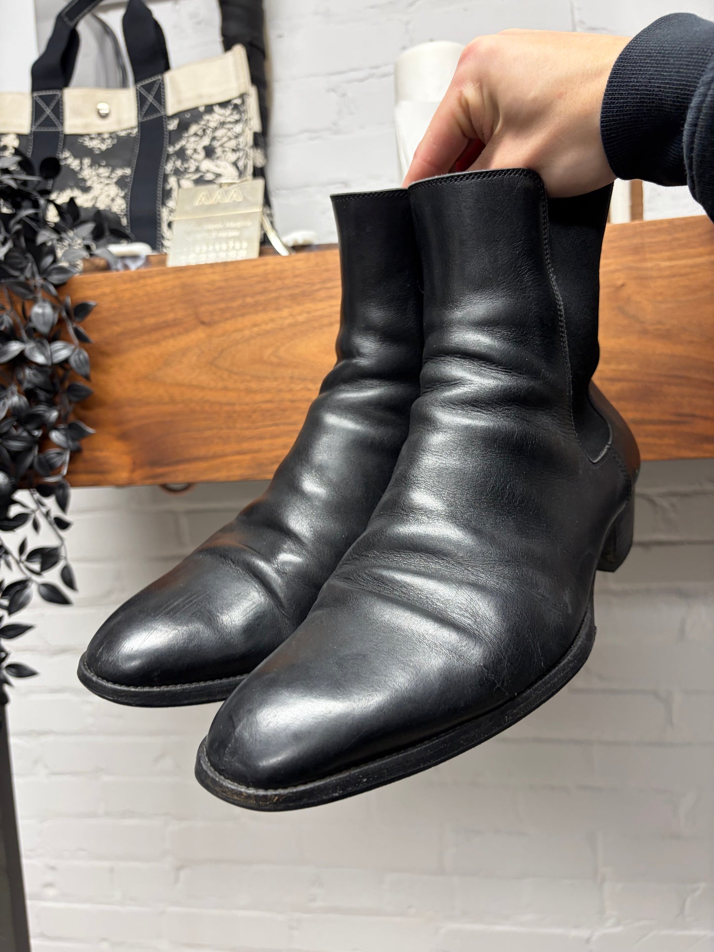 Saint Laurent ‘Wyatt’ Black Leather Pointed Toe Chelsea Boots