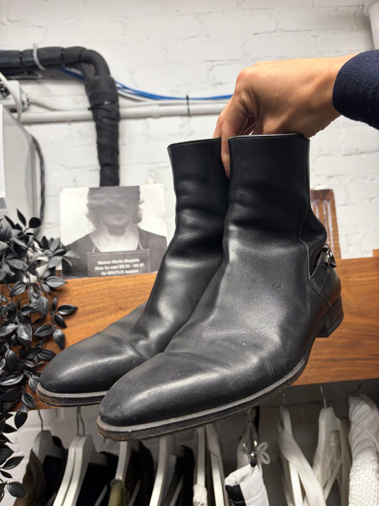 2000s Gucci  ‘Horsebit’ Strap-Back Leather Pointed Toe Ankle Boots