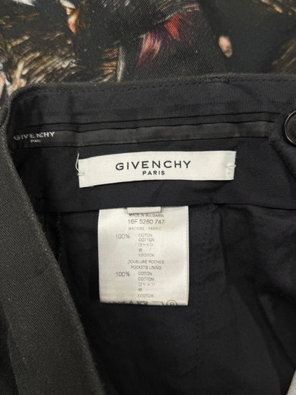 AW2016 Givenchy ‘Screaming Monkeys’ Baboon Print Pleated Shorts