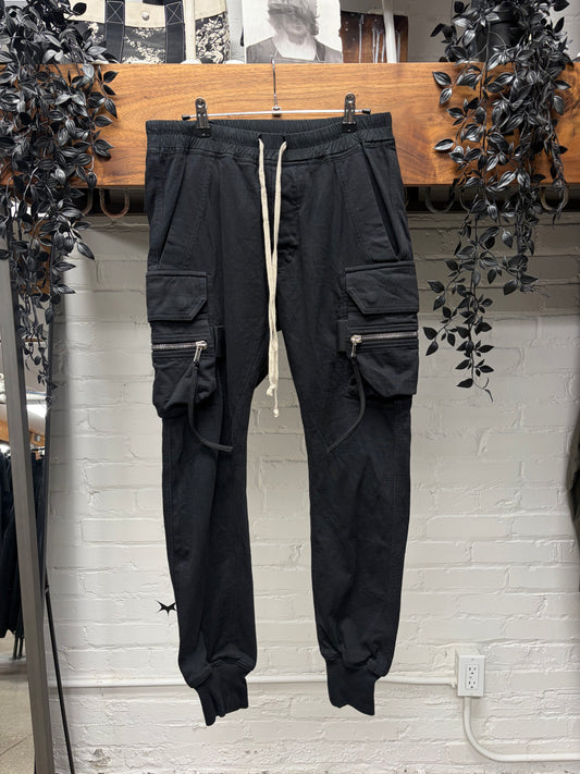 AW2018 Rick Owens ‘Sisyphus’ Black Drawstring Cargo Joggers
