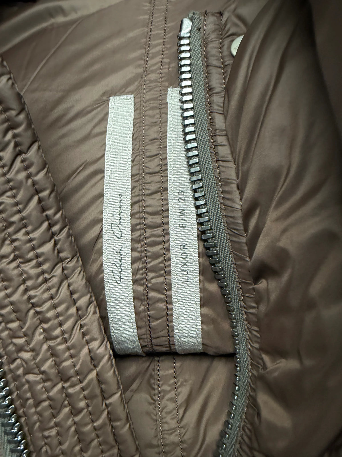 AW2023 Rick Owens ‘Luxor’ Scarf Wrap Brown Down Fill Cropped Puffer Jacket