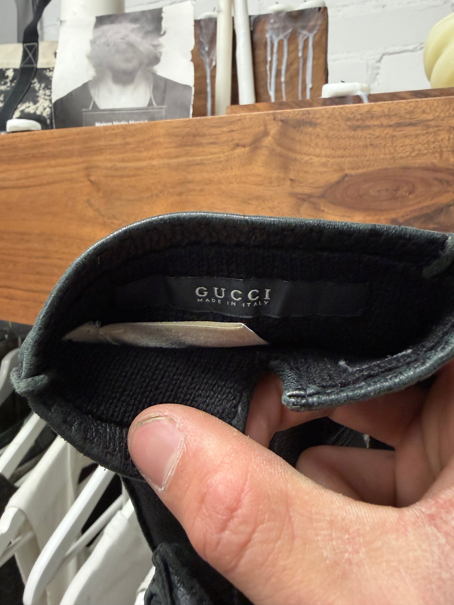 Gucci Black Grained Calfskin Leather Gloves with Wool Liner