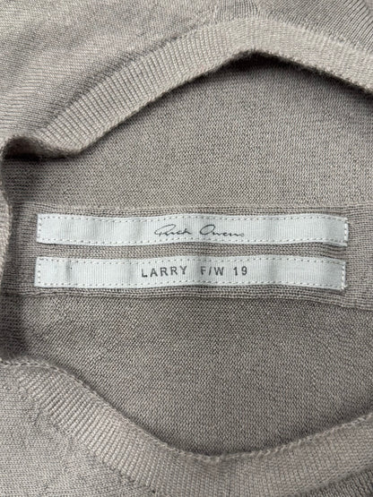 AW2019 Rick Owens ‘Larry’ Cashmere  V-Shape ‘Dust’ Cashmere Top