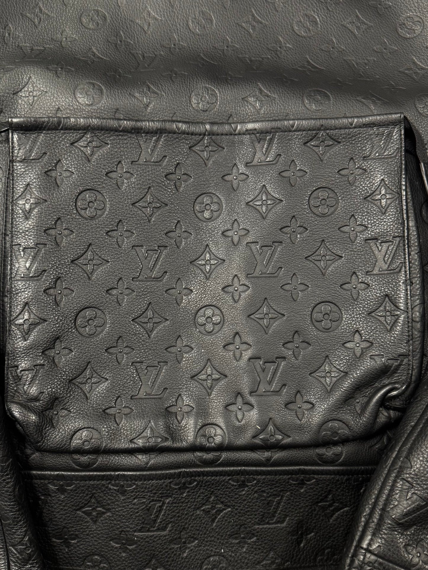 SS2024 Louis Vuitton Bullhide Monogram Embossed ‘Utility’ Leather Jacket