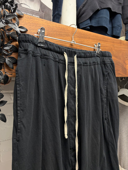 AW2016 Rick Owens ‘Mastadon’ Drop Crotch Black Cotton ‘Pod’ Shorts