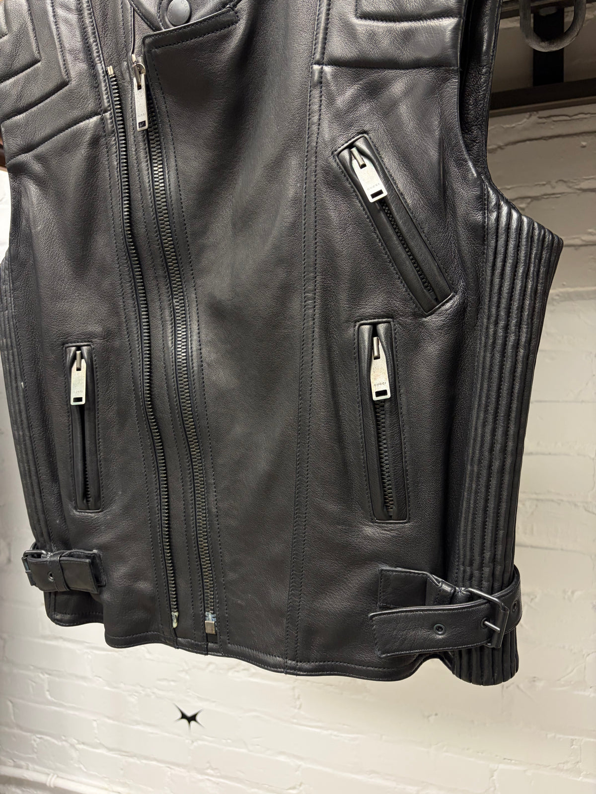 Gucci by Tom Ford Mens Lambskin Leather Black Zipper Detailed Biker Vest