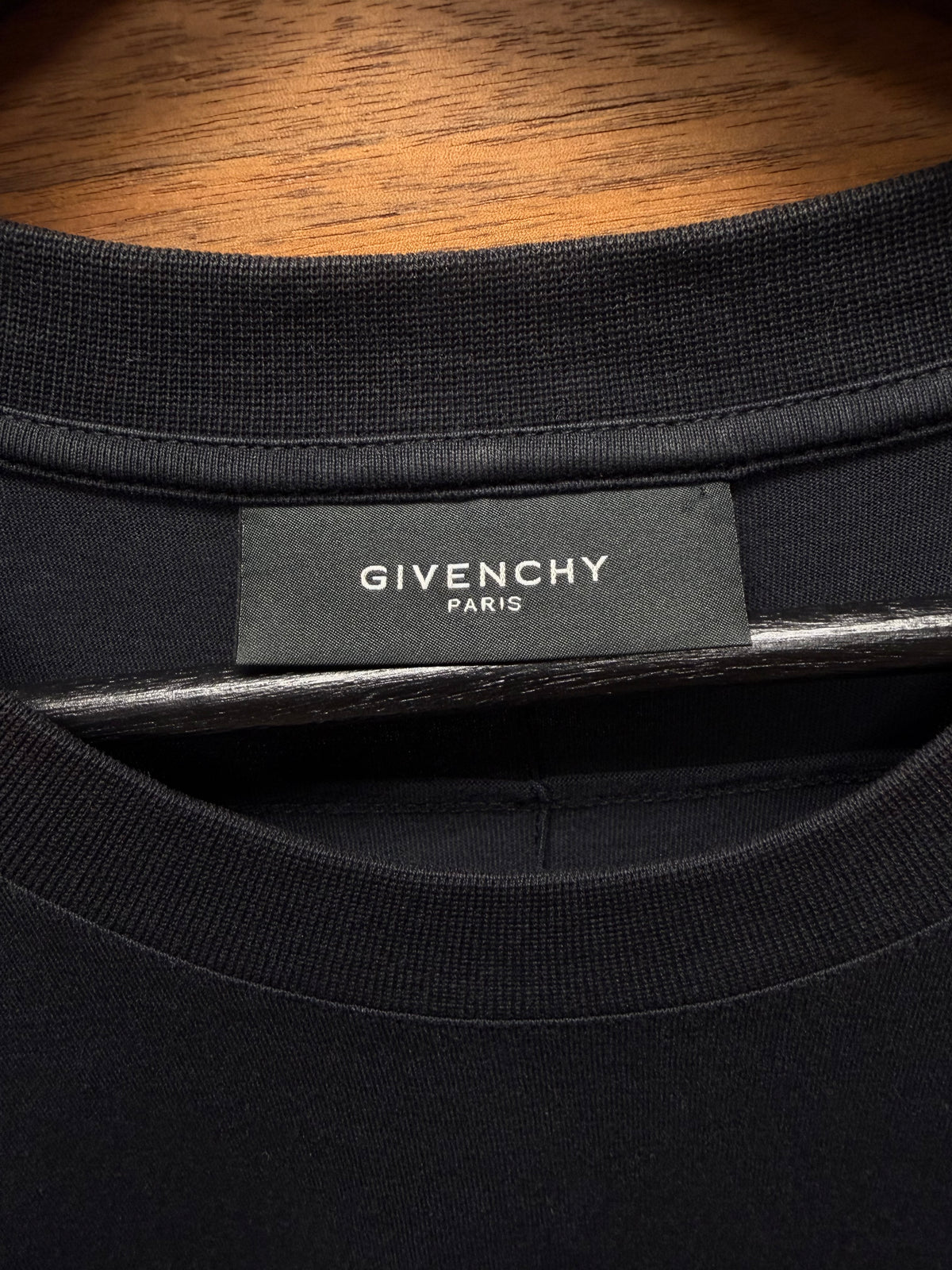 AW2011 Givenchy by Ricardo Tisci ‘Rottweiler Crest’ Black Graphic T-Shirt