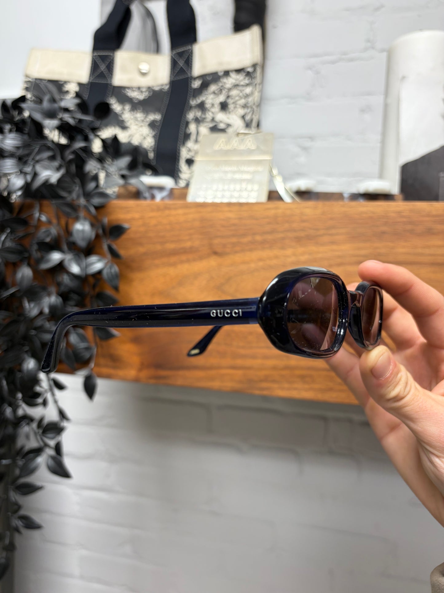 90s Gucci ‘Moda’ Deep Blue Oval Sunglasses