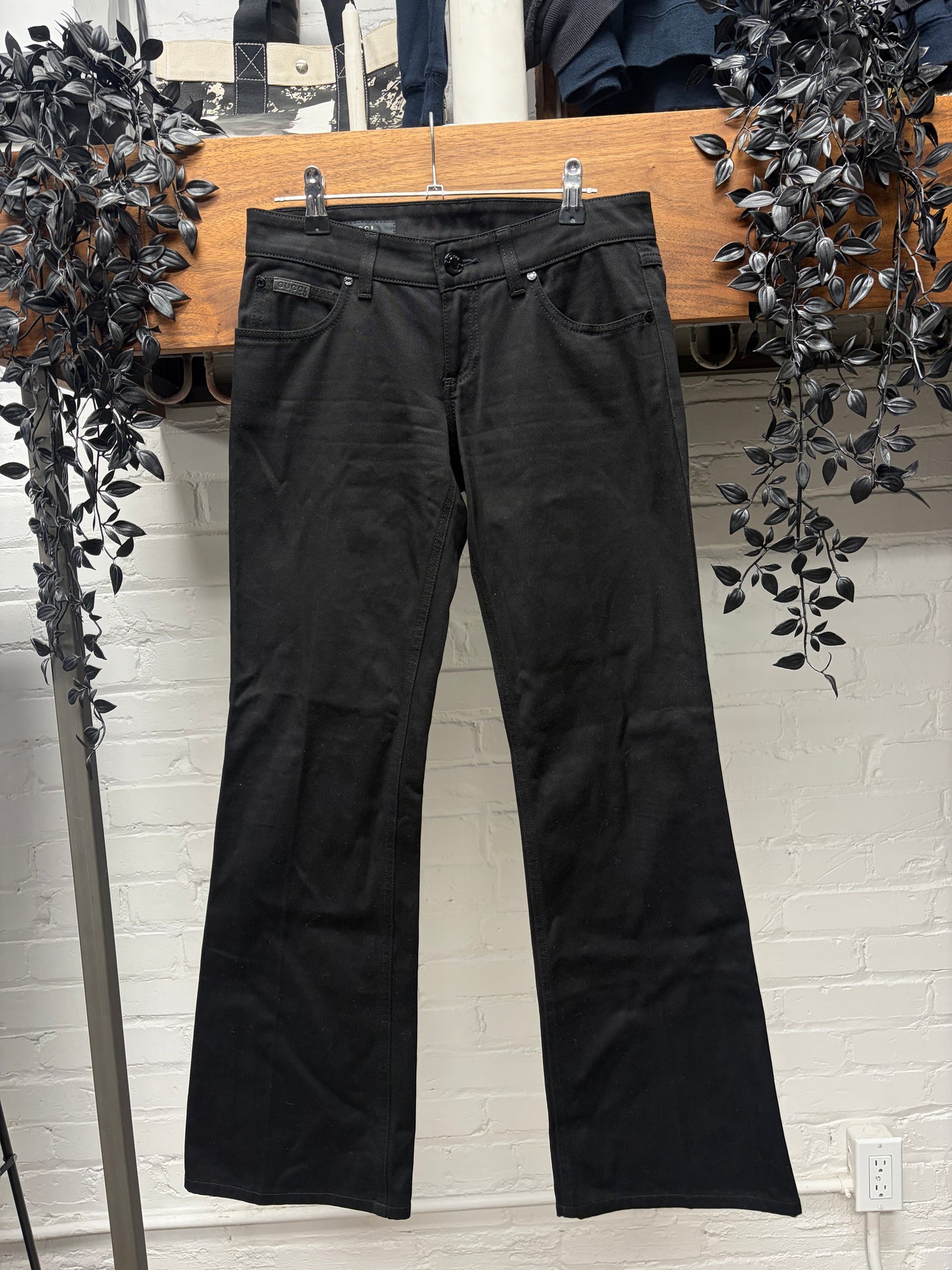 2009 Gucci ‘Chihuahua’ Embroidered ‘Pocket Caricature’ Skinny Black Flared Denim