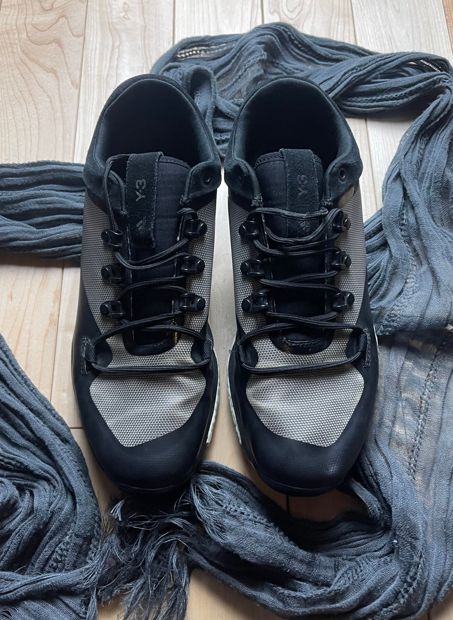 Y-3 Yohji Yamamoto x Adidas Trail Runner Low Top Sneakers