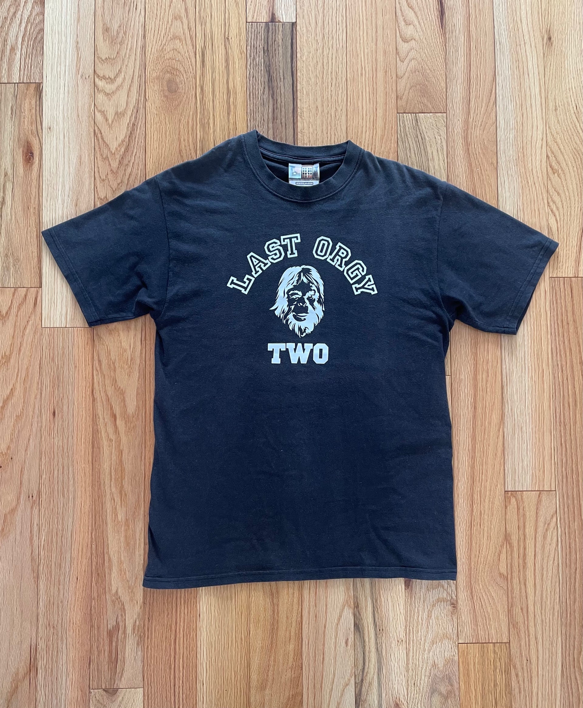 a*r様 BAPE × UNDERCOVER LAST ORGY Tシャツ ラス 2009 Bape X Undercover Last Orgy Two Graphic T-Shirt – Alex Maxamenko