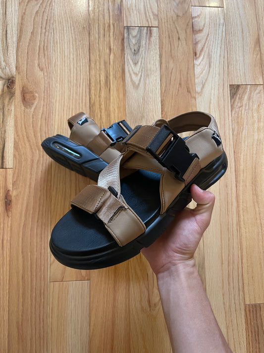 Number (N)ine Cargo Strap Brown/Black Sandals