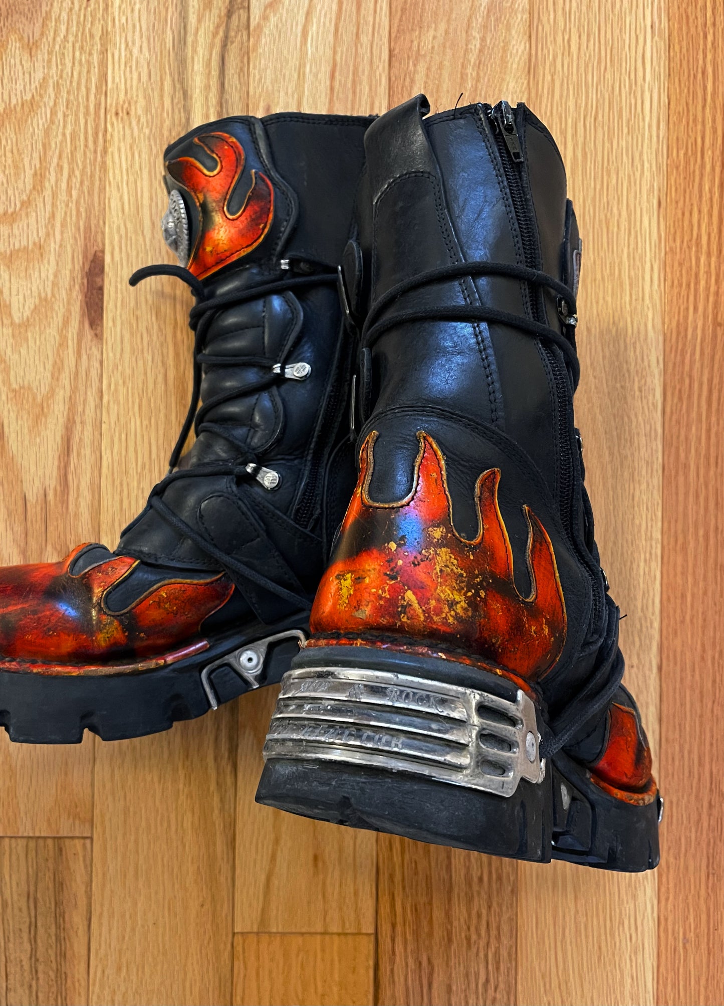 New Rock Flame Leather Concealed Zip Platform Boots